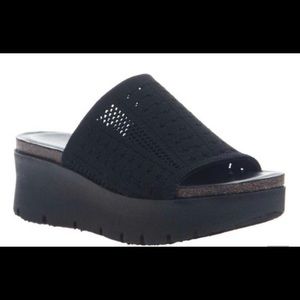 OTBT “Gravity” Wedge Black Size 9; EUC